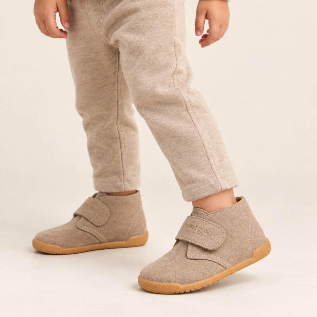 BOTIN VESTIR NIÑO TOKOLATE 5001-10