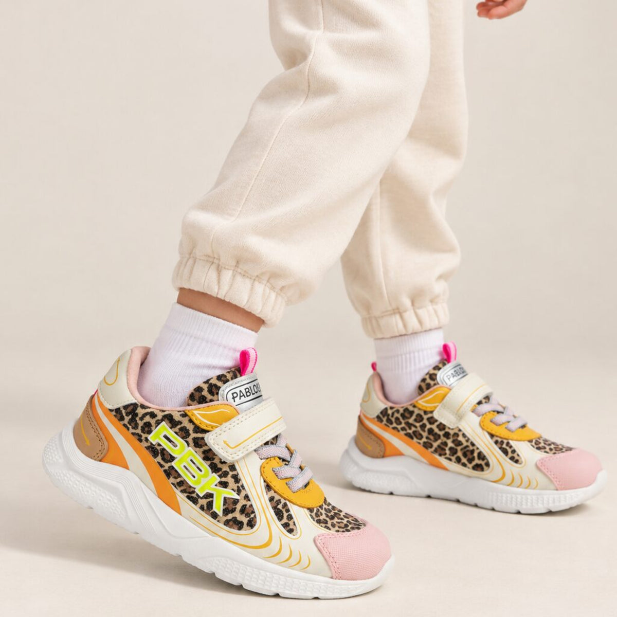 PABLOSKY DEPORTIVO CASUAL NIÑA 9864