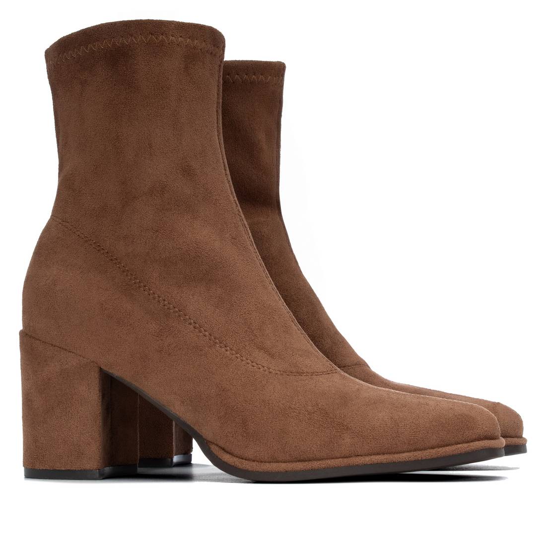 XTI MUJER BOTIN VESTIR TACON ANCHO 146077